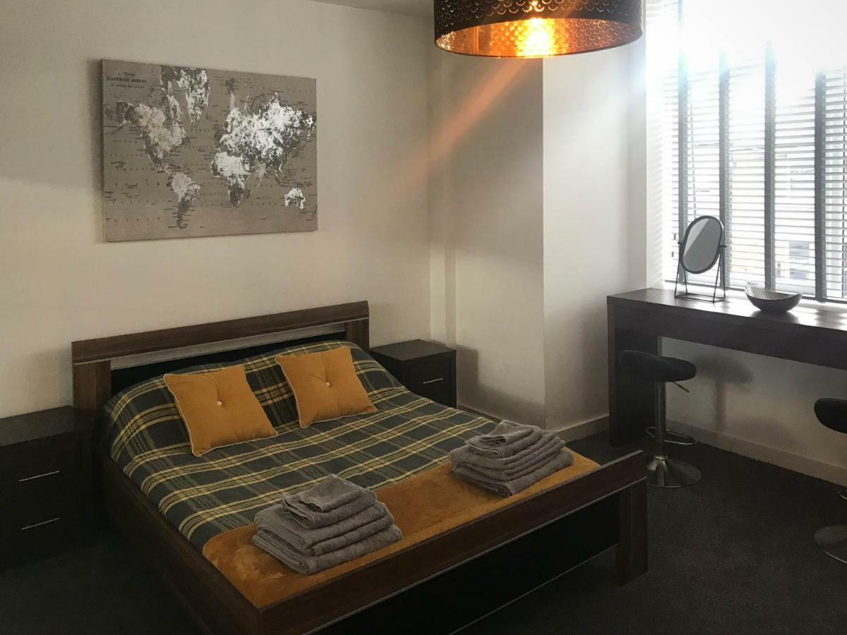 Luxury 1 Bed Apartment In City Centre With Parking Честер Екстер'єр фото